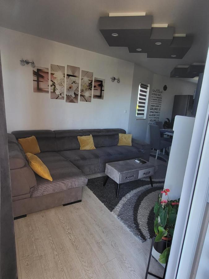 Apartments Matko มาคาร์สกา ภายนอก รูปภาพ