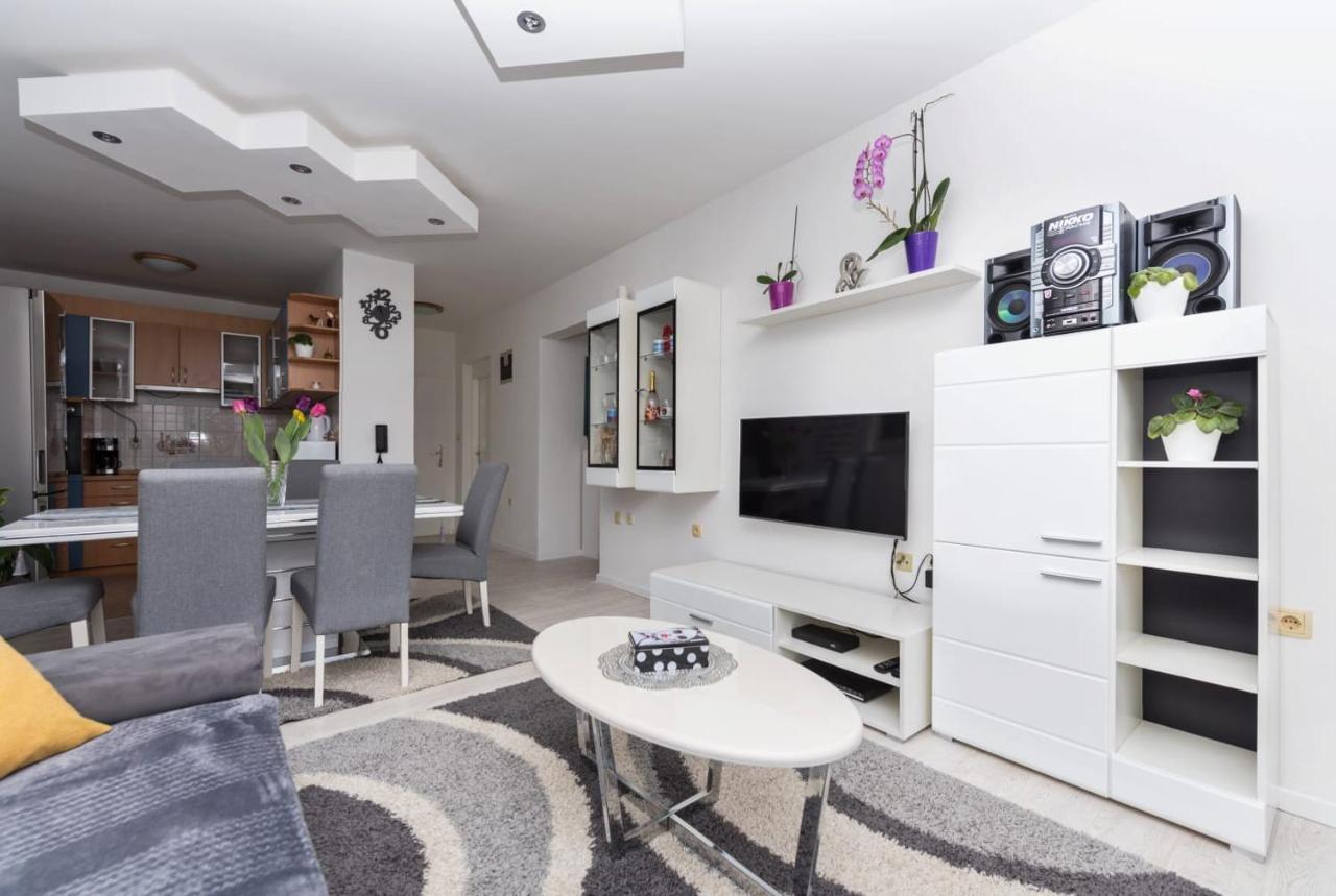Apartments Matko มาคาร์สกา ภายนอก รูปภาพ