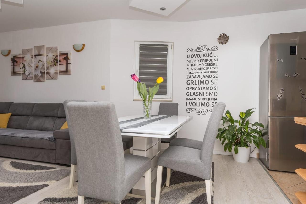 Apartments Matko มาคาร์สกา ภายนอก รูปภาพ
