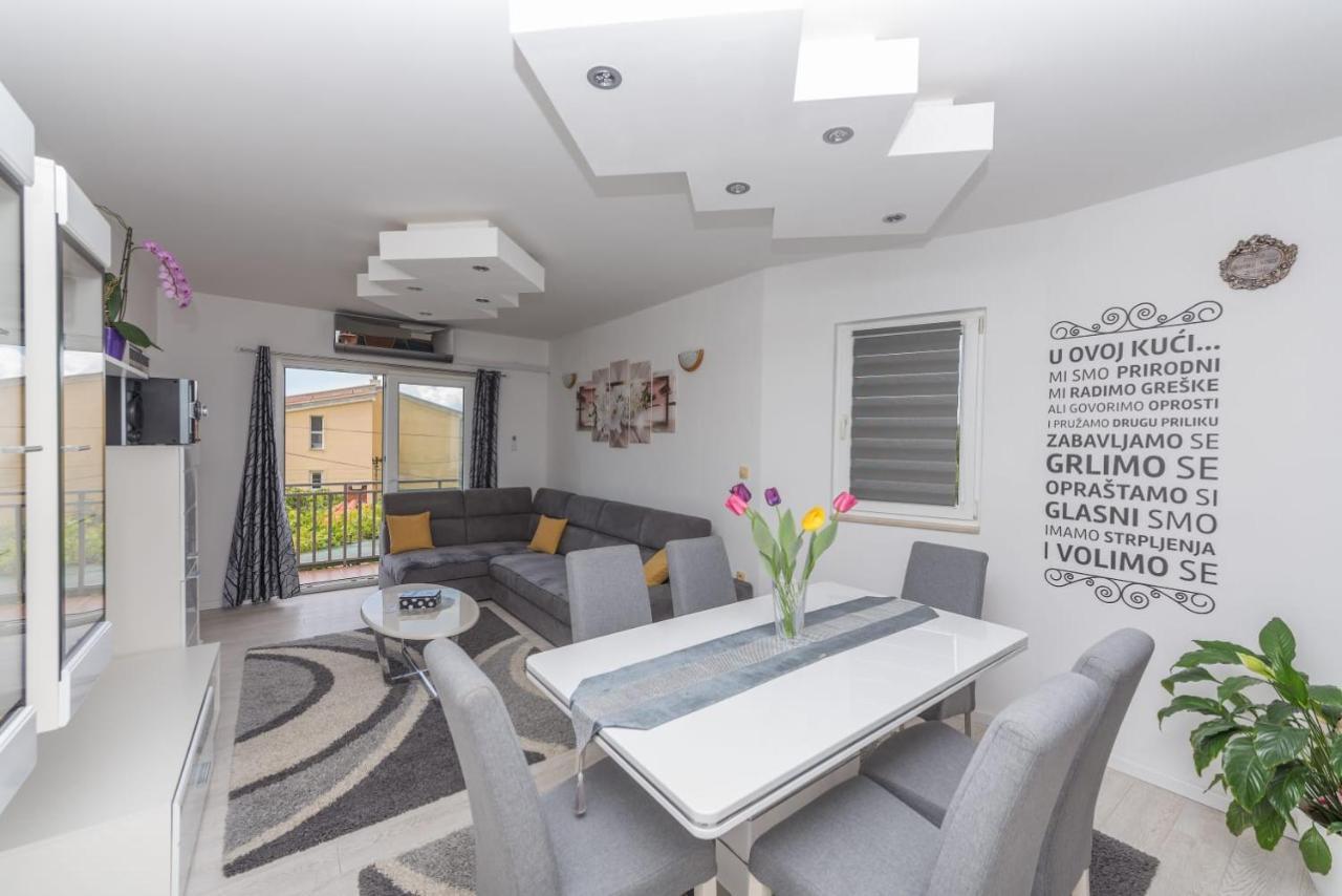 Apartments Matko มาคาร์สกา ภายนอก รูปภาพ